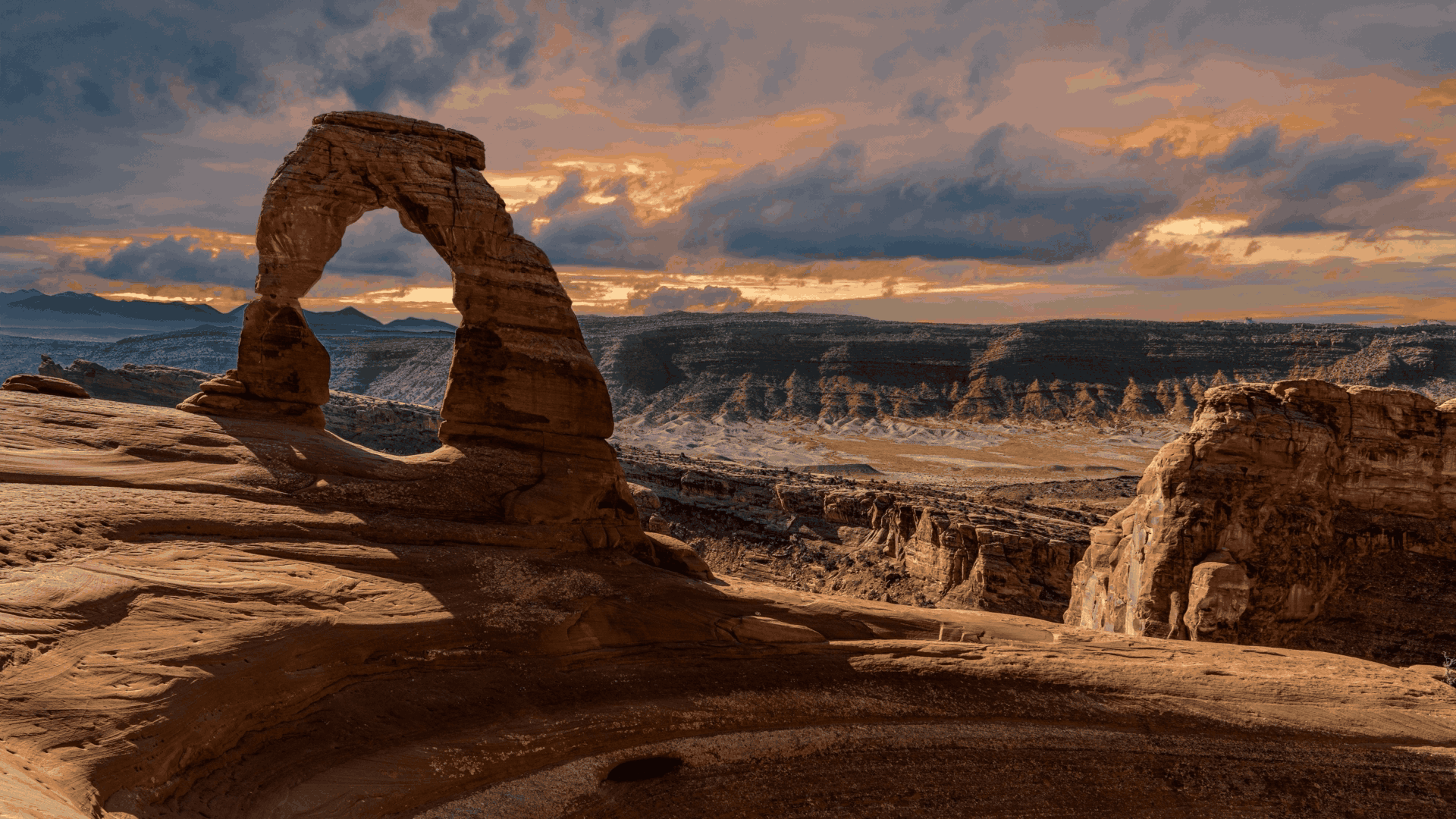time-lapse at the famous Delicate Arch rock among the Arches National Park hiking landmarks in Utah, Arizona