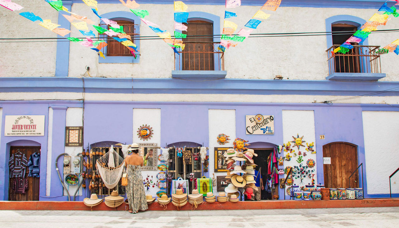 Shopping area in Los Cabos