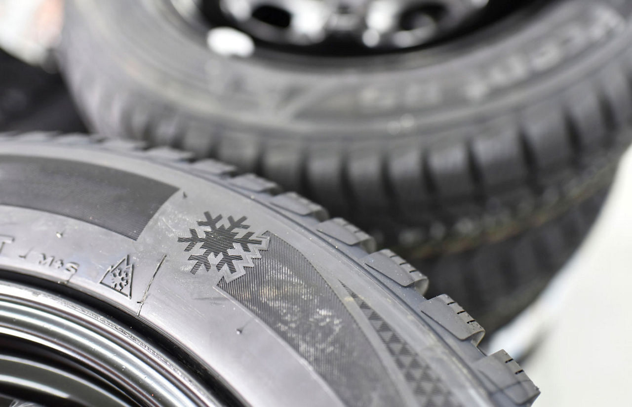 Winter tires, symbol snowflake