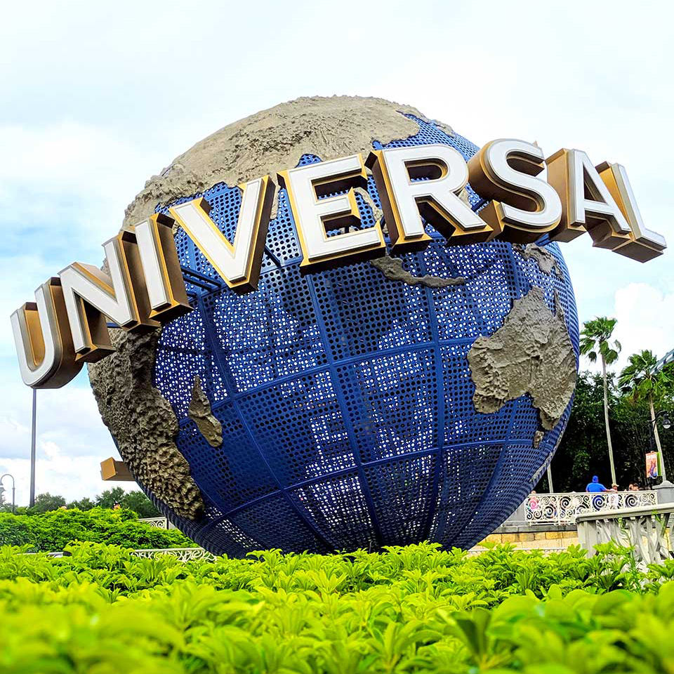 Universal Resort globe