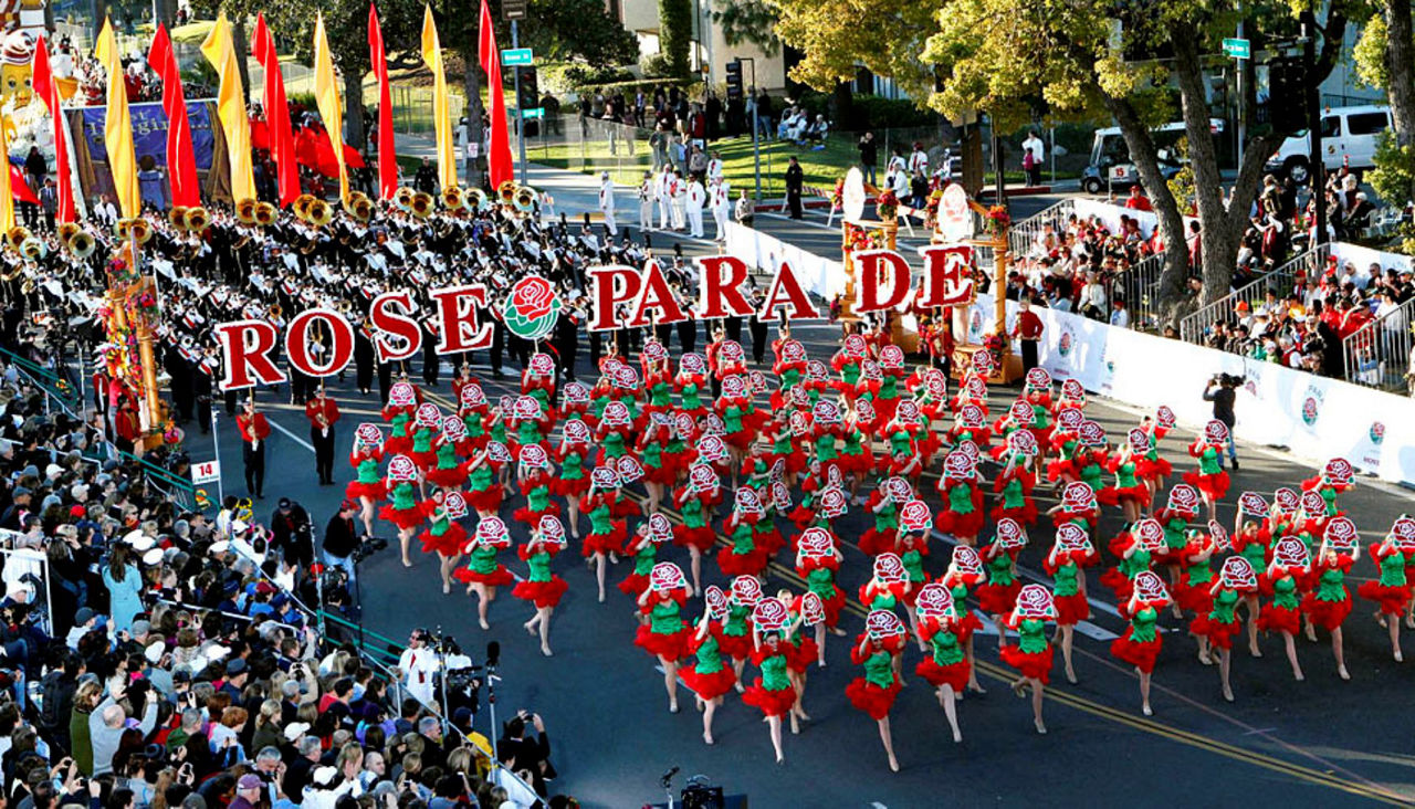Rose Parade participants marching in parade