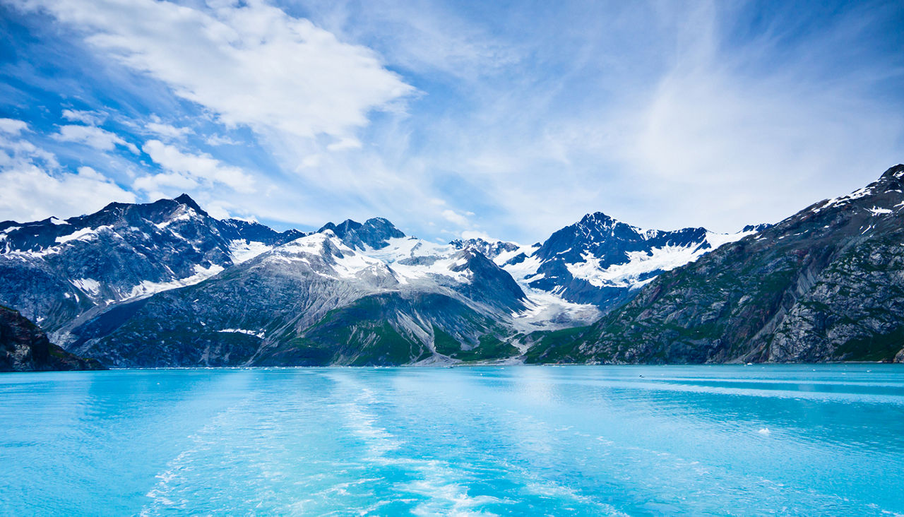 Glacier Bay in Mountains, Alaska, United States