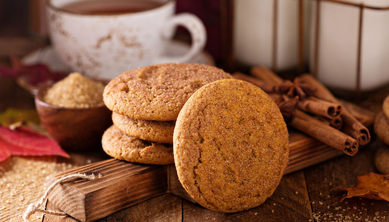 Cinnamon snickerdoodle cookies