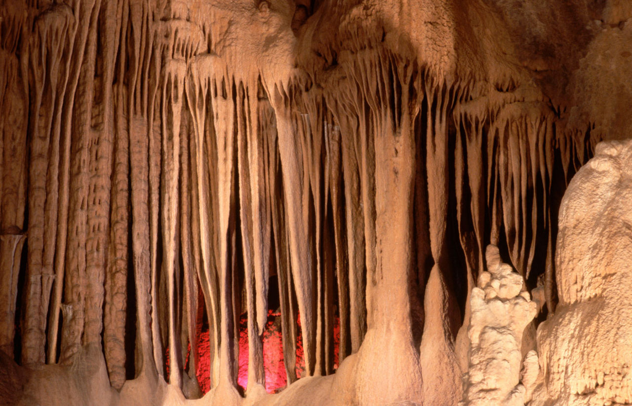 pipe organ formation at marengo cave