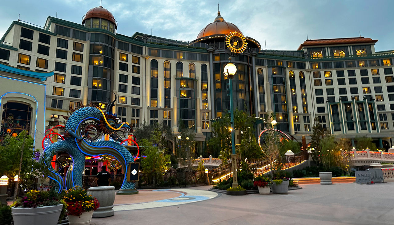 Universal Helios Grand Hotel in Epic Universe