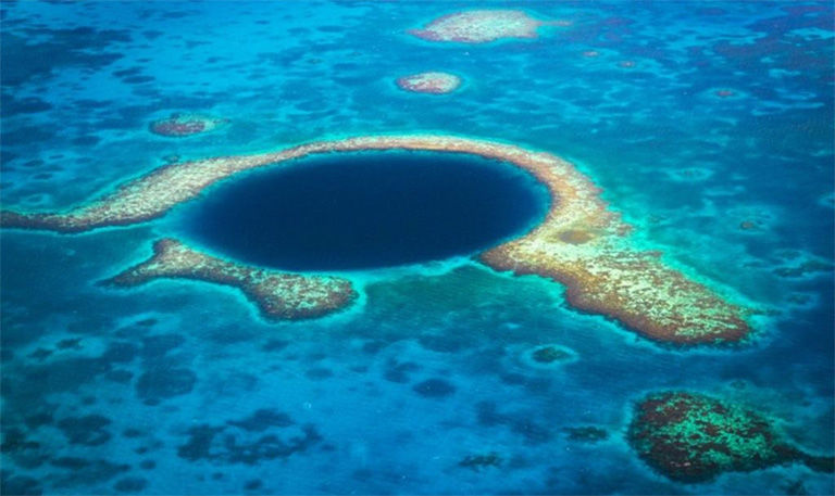 Blue hole, Belize.