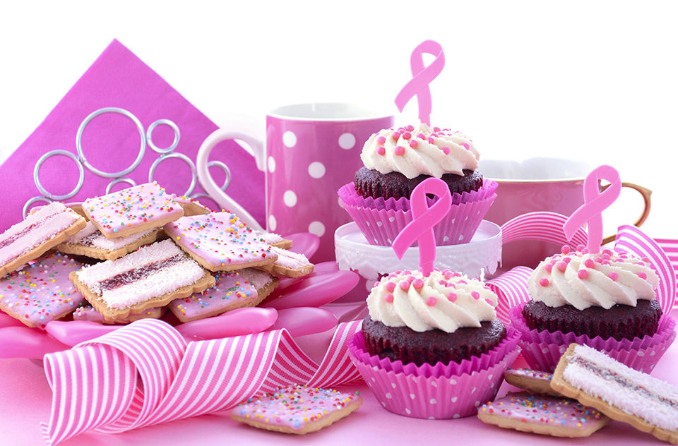 Pink cupcakes and cookies